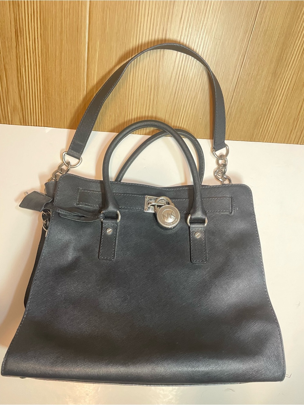 Michael Kors Hamilton Medium Crossbody Satchel Saffiano Leather Black